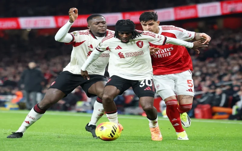 إحصائيات مثيرة.. أبرز اللاعبين مشاركة في الدوري الإنجليزي 2025